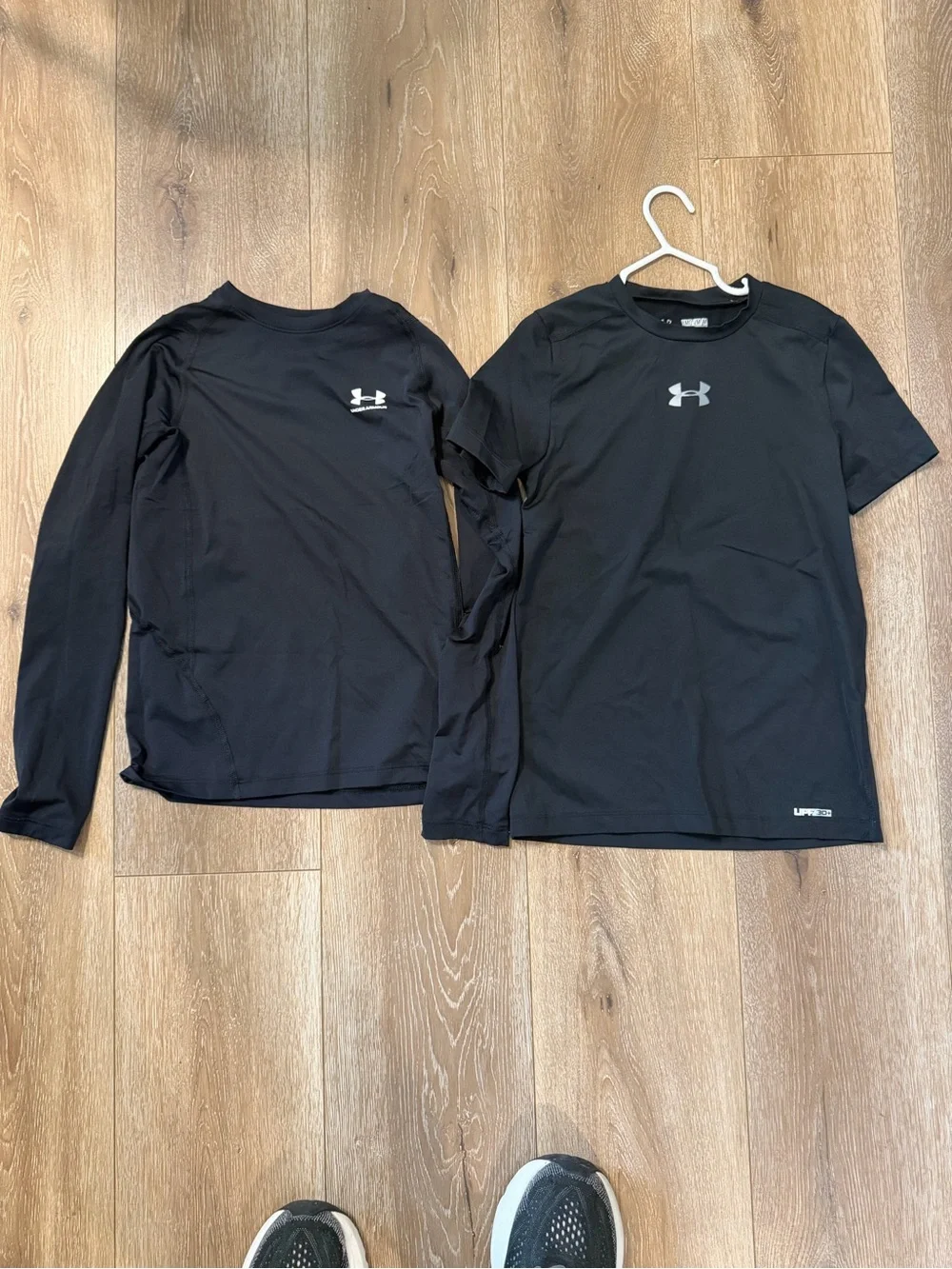 Under Armour Youth Boys Black Long-Sleeve and Short sleeve heat gear